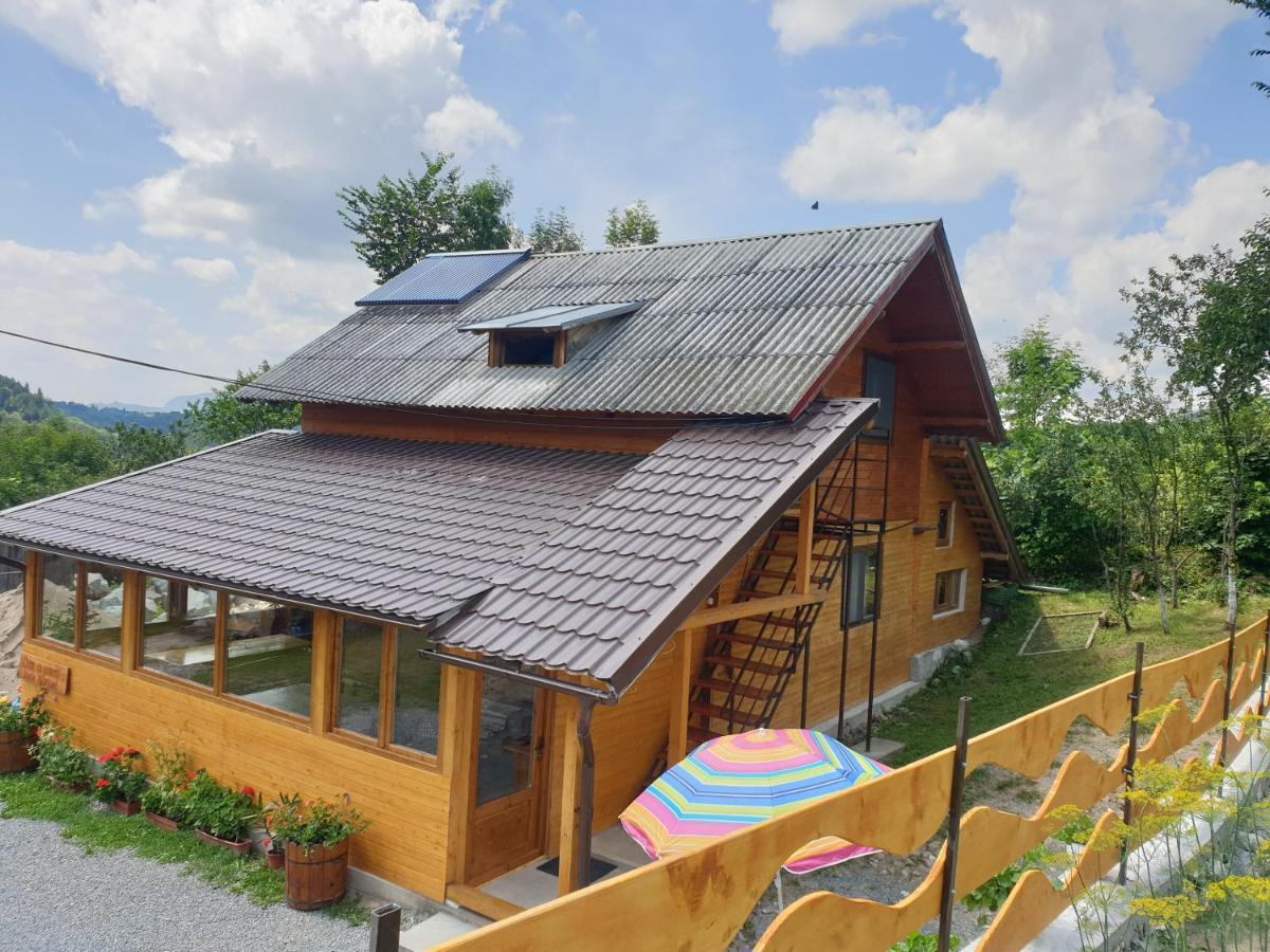 Готель Casa Cu Povesti Rosia Montana Екстер'єр фото