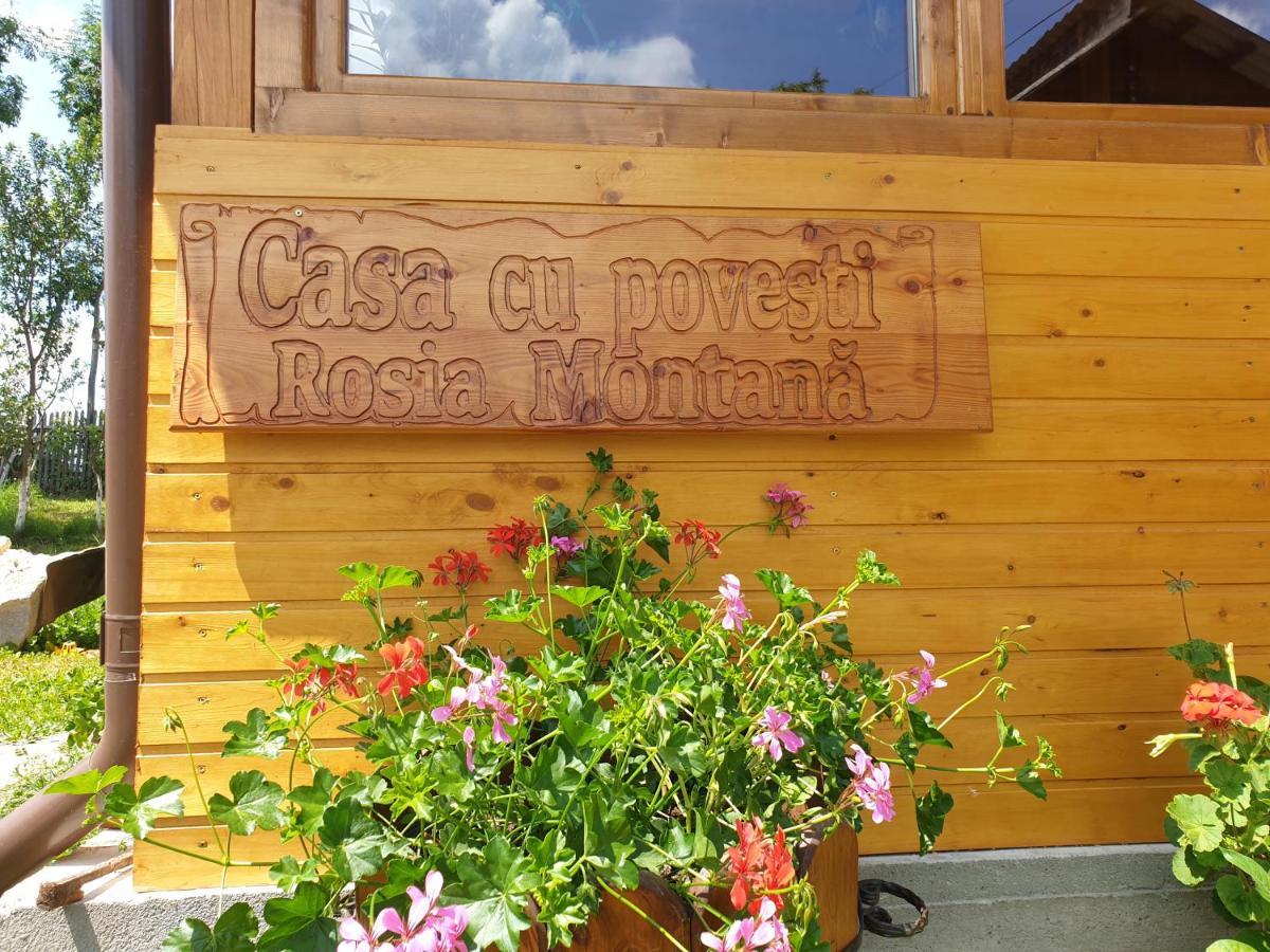 Готель Casa Cu Povesti Rosia Montana Екстер'єр фото