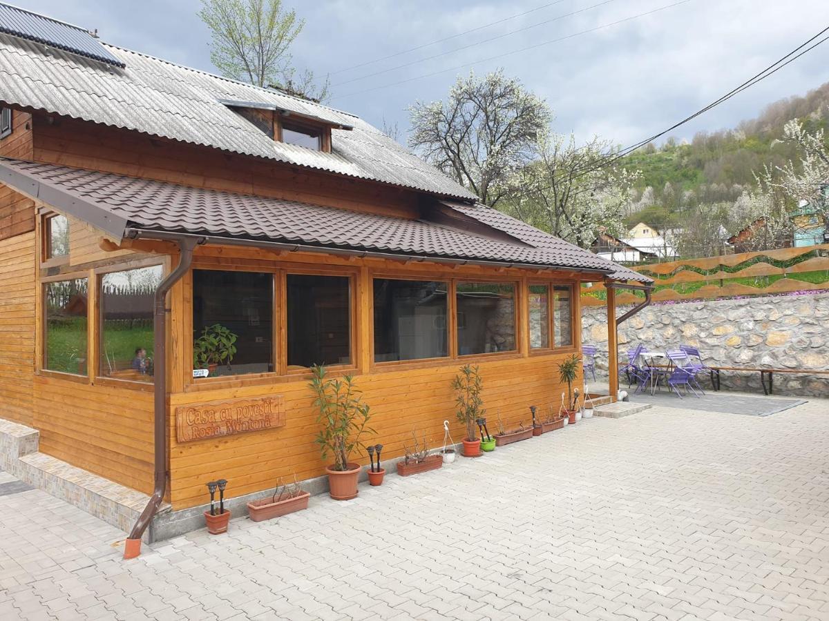Готель Casa Cu Povesti Rosia Montana Екстер'єр фото