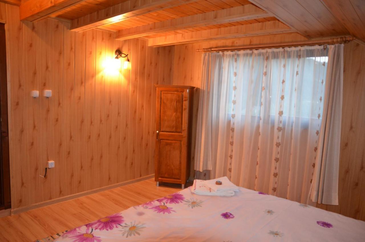 Готель Casa Cu Povesti Rosia Montana Екстер'єр фото