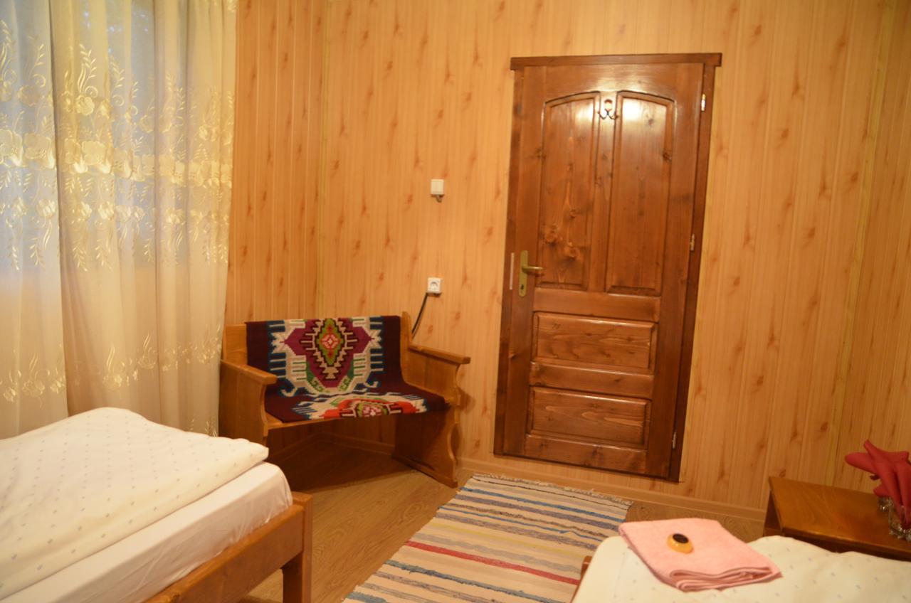 Готель Casa Cu Povesti Rosia Montana Екстер'єр фото